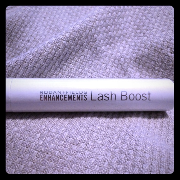 Rodan + Fields Lash Boost Serum - Picture 1 of 1